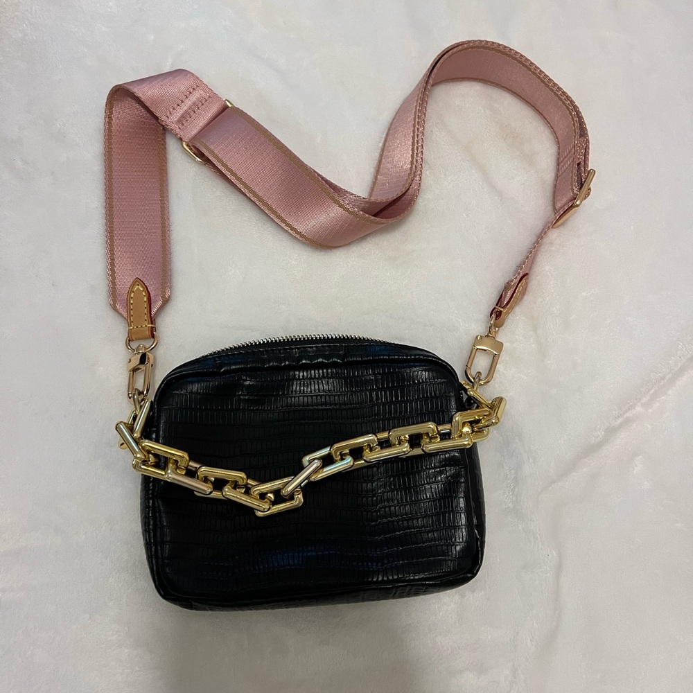 Elegant Black and Pink Crossbody Bag with Gold Chain